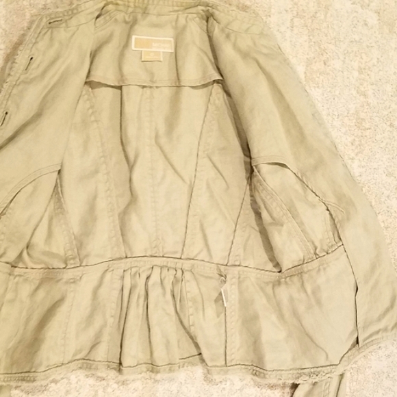 Beige, Vintage-like Light 100% Linen Jacket - Picture 5 of 9